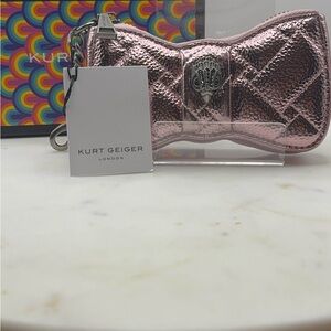 Kurt Geiger BNIB Shimmering Pink Quilted Bow Charm Key Holder FULL INCLUSION